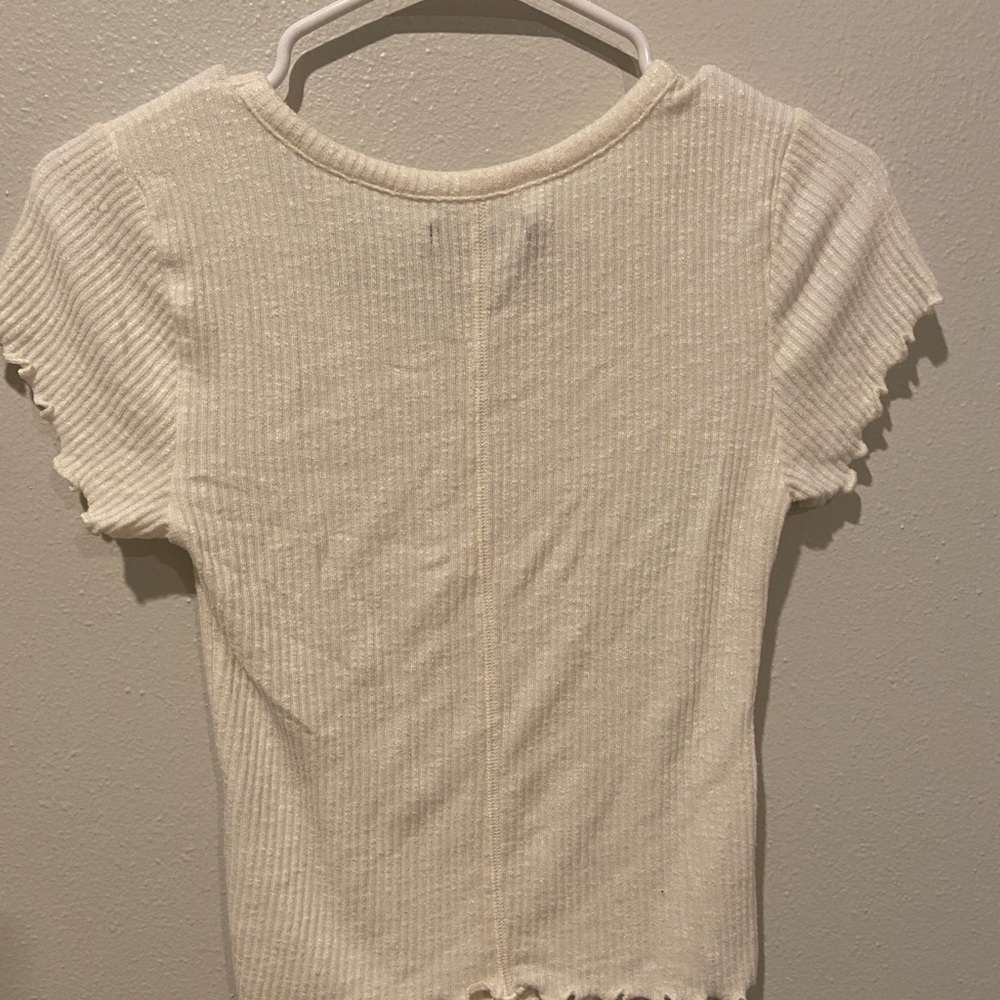 Abercrombie Ruffle Edge Top - Picture 2 of 3